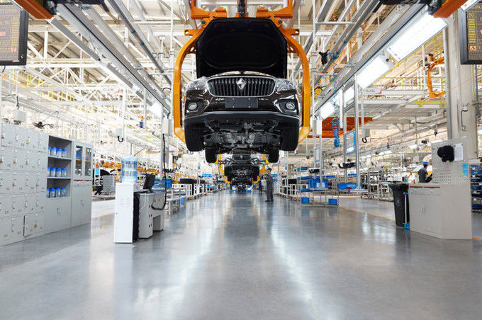 Shaanxi Xianghelixin Automobile Sales Service Co., Ltd. línea de producción del fabricante
